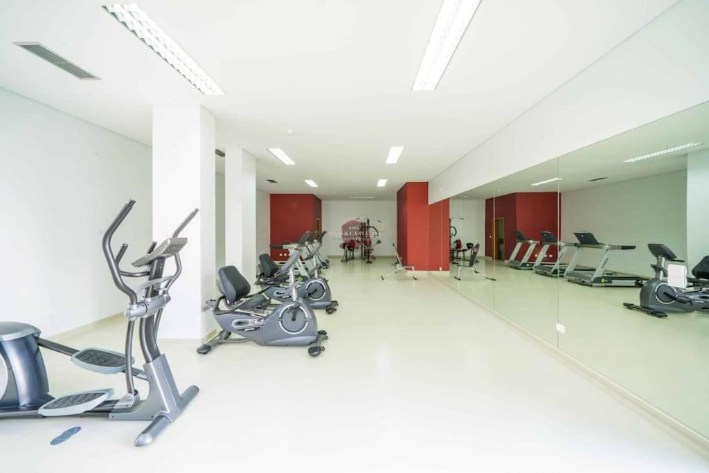 Апартаменты Vista Mar - Ac, Pool & Gym Фуншал Экстерьер фото
